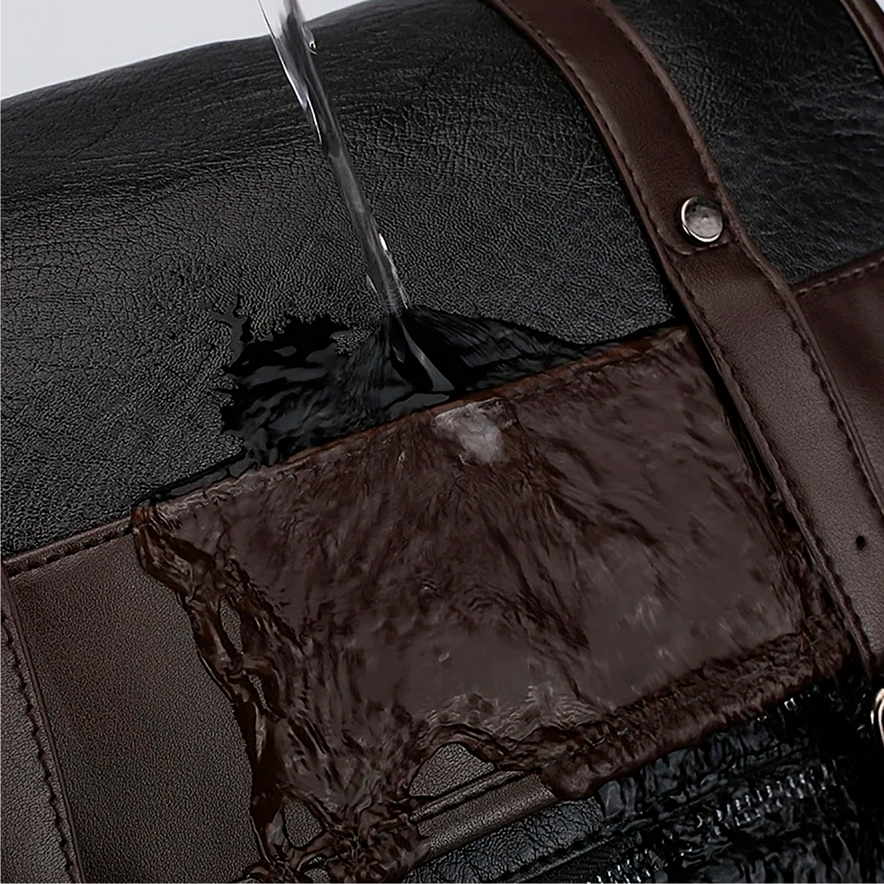 Mochila Executiva Masculina Gradus Soul Couro - Poliuretano de Alto Padrão, Design Robusto, Durabilidade