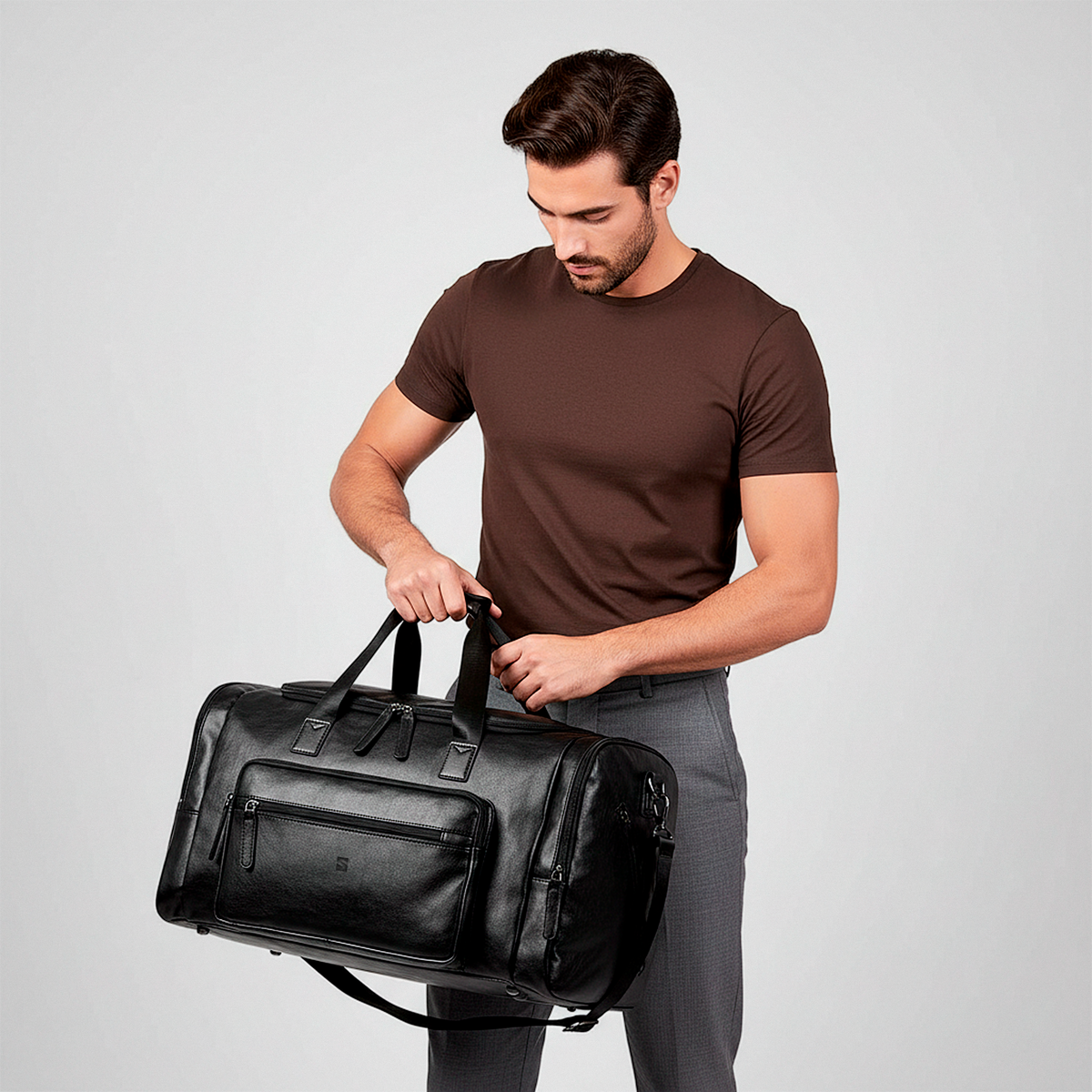 Bolsa de Viagem Executiva Edge Soul Couro - Poliuretano de Alto Padrão, Unissex, Alça Confortável e Múltiplos Bolsos