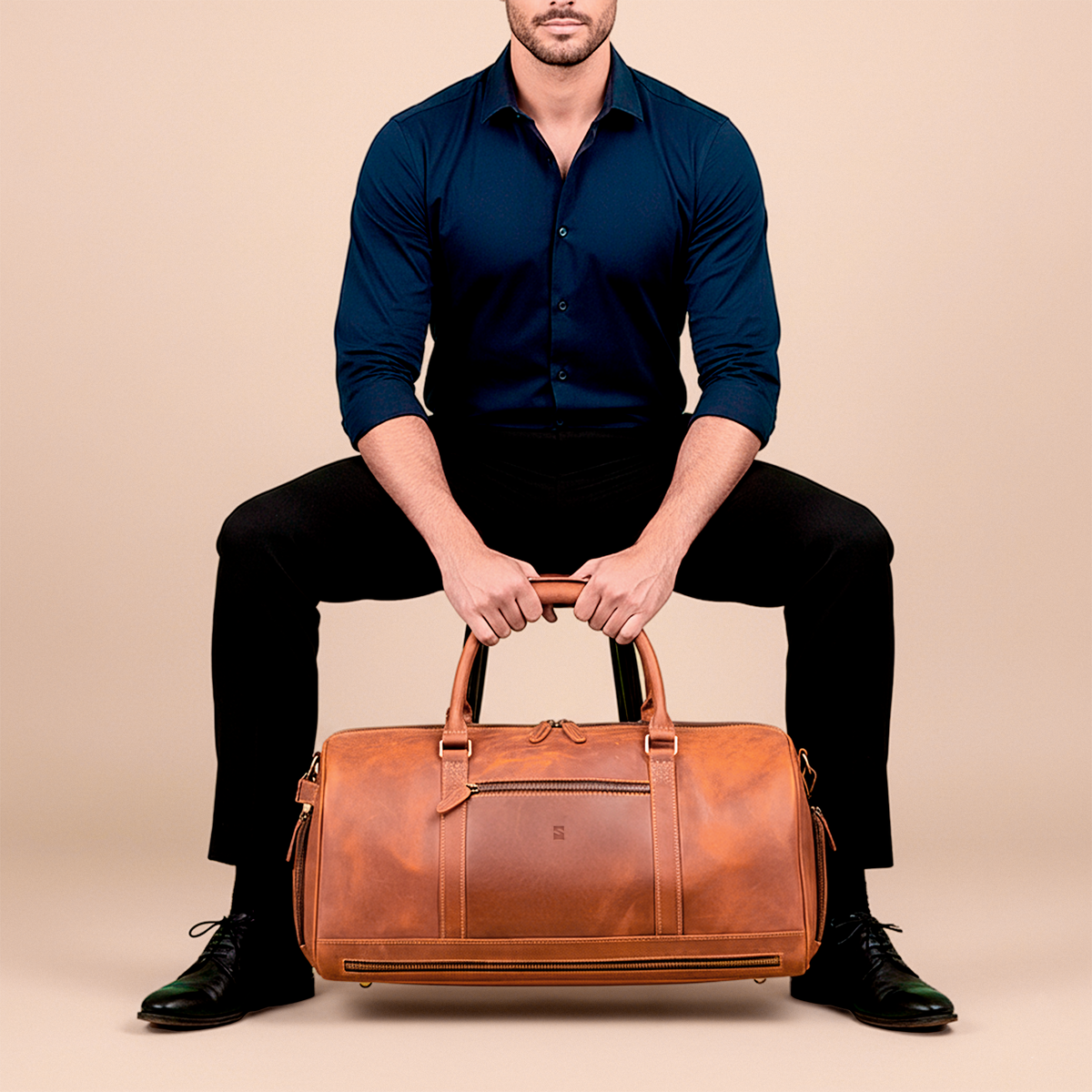 Bolsa de Viagem Masculina Executiva Dynasty Soul Couro - Couro Genuíno, Alças Couro Reforçadas, Envelhecimento Real Autêntico