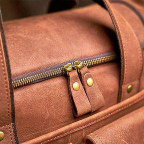 Bolsa de Viagem Executiva Heritage Soul Couro - Couro Genuíno, Unissex, Alças Ergonômicas, Acabamento Natural