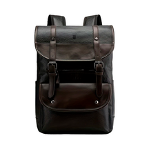 Mochila Executiva Masculina Gradus Soul Couro - Poliuretano de Alto Padrão, Design Robusto, Durabilidade